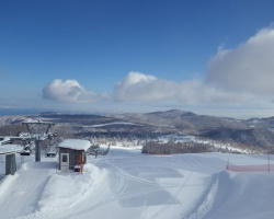 Kashimayari ski resort japan